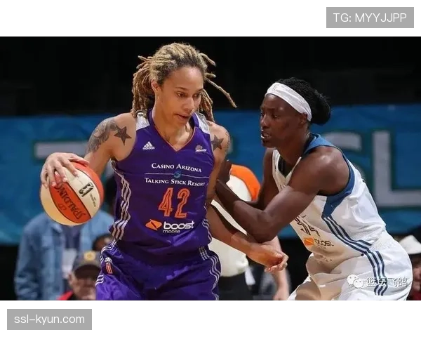 王牌102-88击败水星，格里娜独得30分，球队决胜时刻祭出“小球五锋”阵容